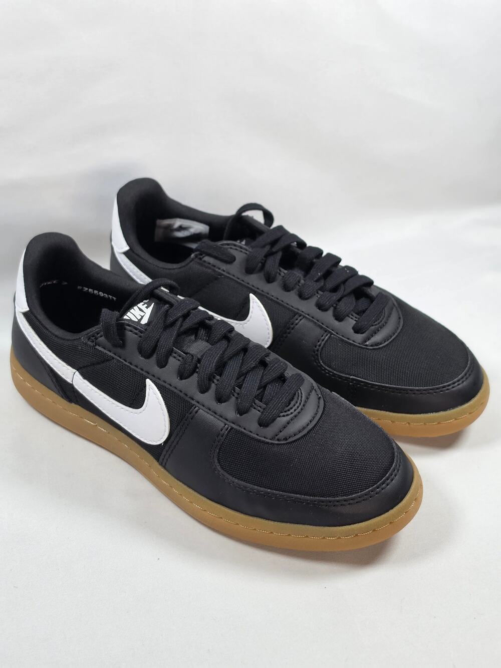 Nike Field General – Black/White/Gum – Women’s 7 – BNIB